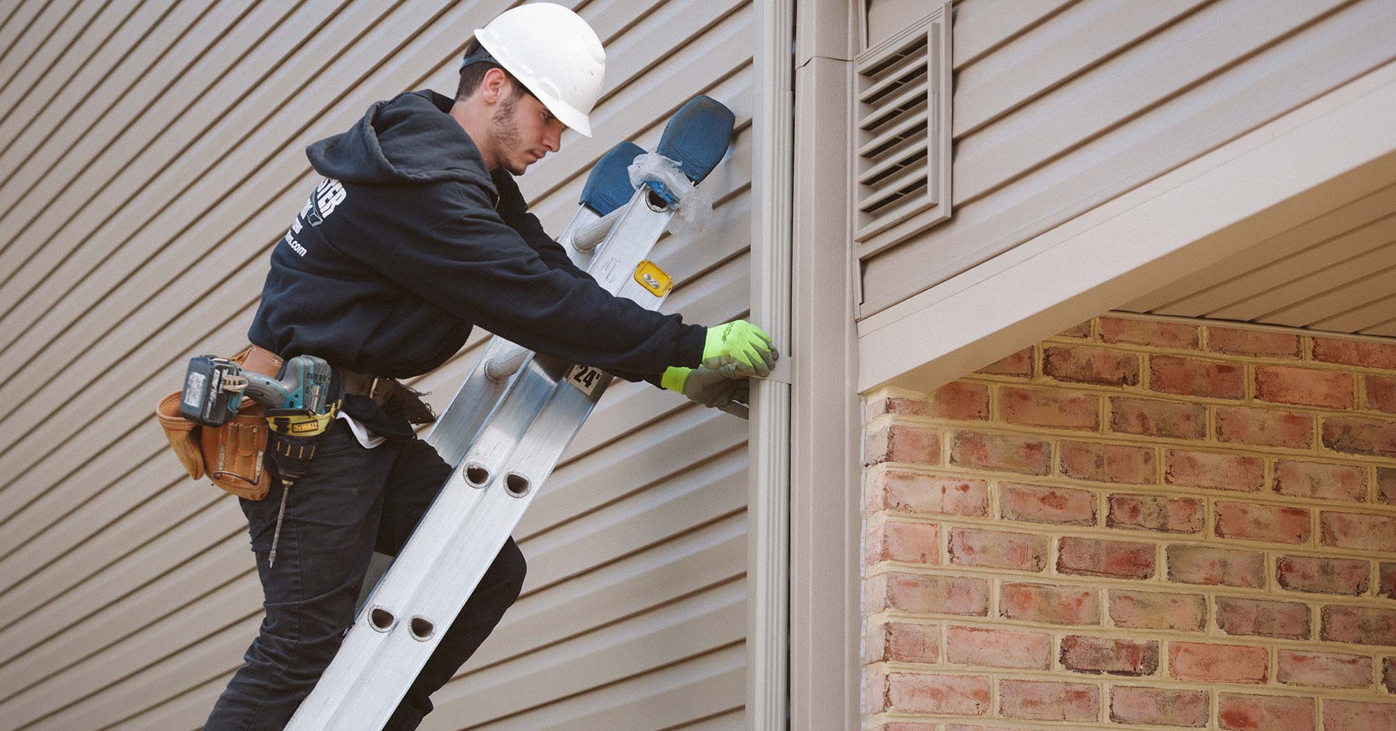 Gutter maintenance service in Owensboro, Kentucky